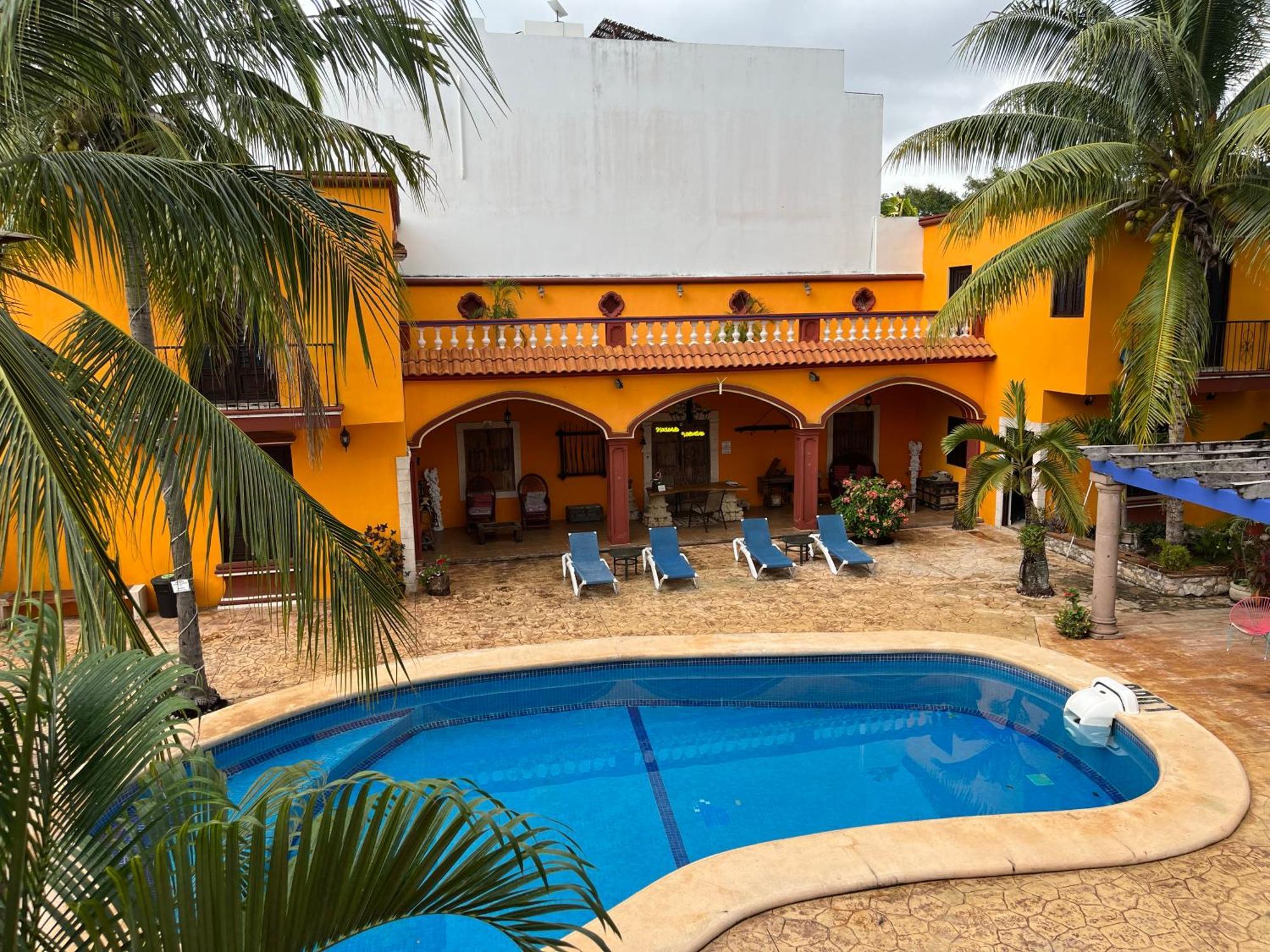 Hacienda Valentina Hotel Playa del Carmen Exterior foto